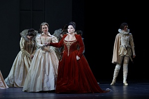 Хибла Герзмава в опере “Дон Карлос”. Фото Наташи Разиной © Мариинский театр