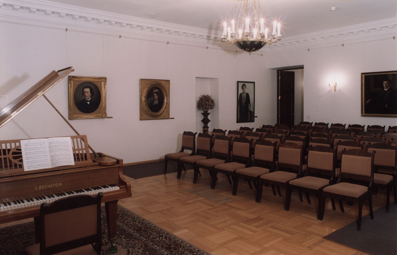 Мемориальный музей-квартира семьи актеров Самойловых